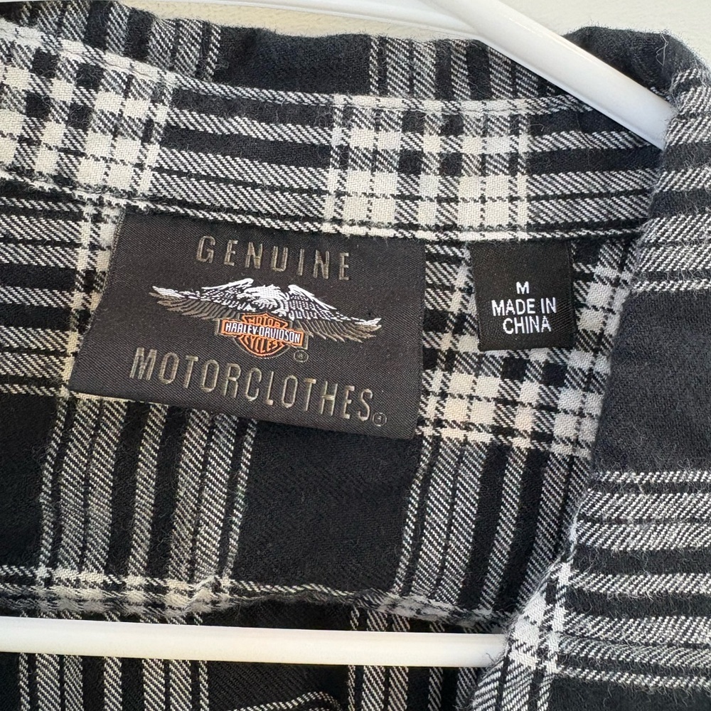 Harley-Davidson Women's Black and White Plaid Shirt - Picture 5 of 7